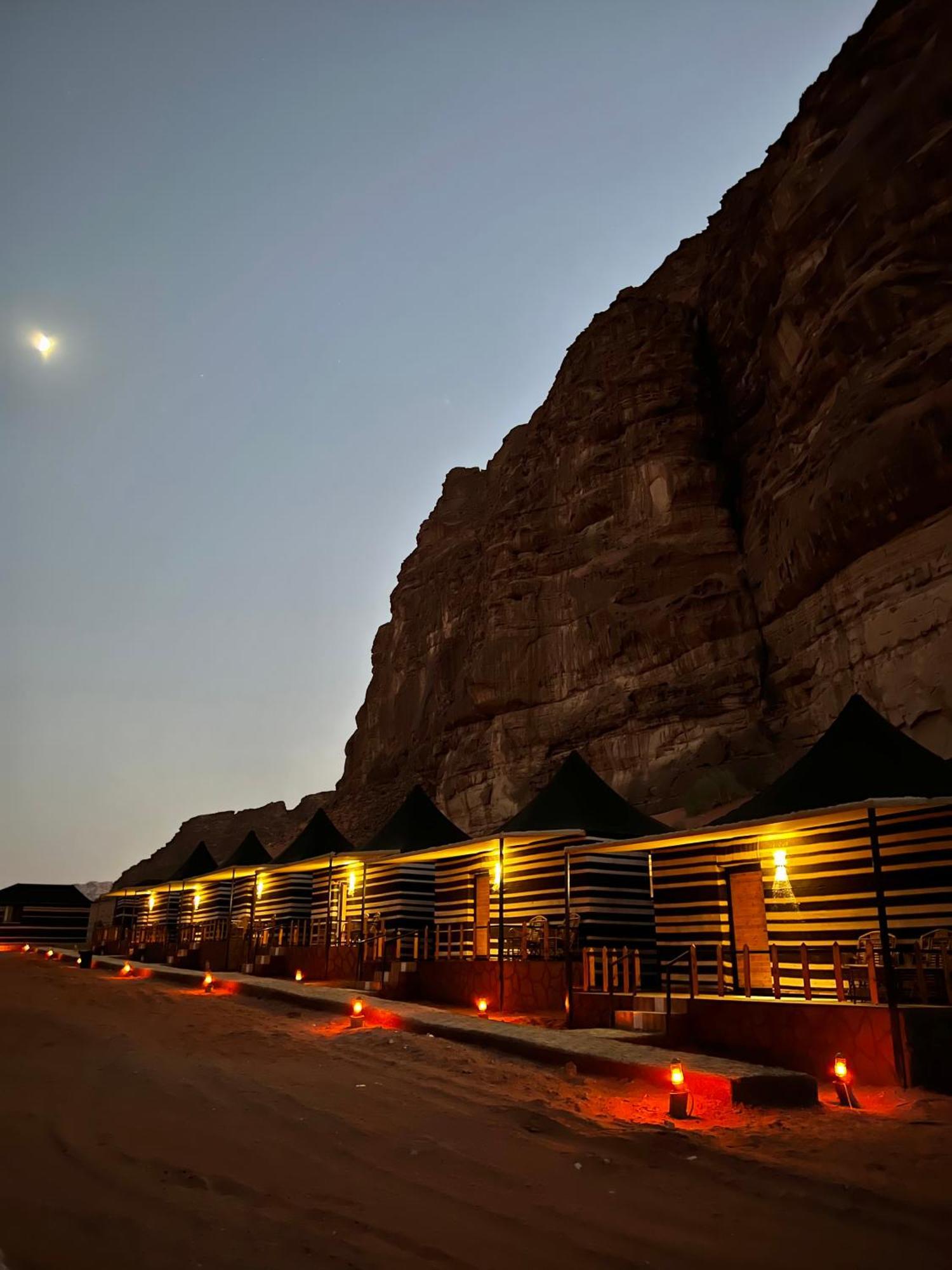 와디럼 Rum Mountain Luxury Camp 아파트 호텔 외부 사진
