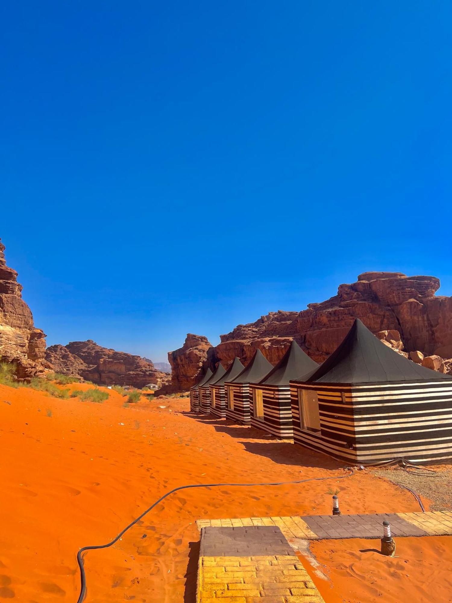 와디럼 Rum Mountain Luxury Camp 아파트 호텔 외부 사진